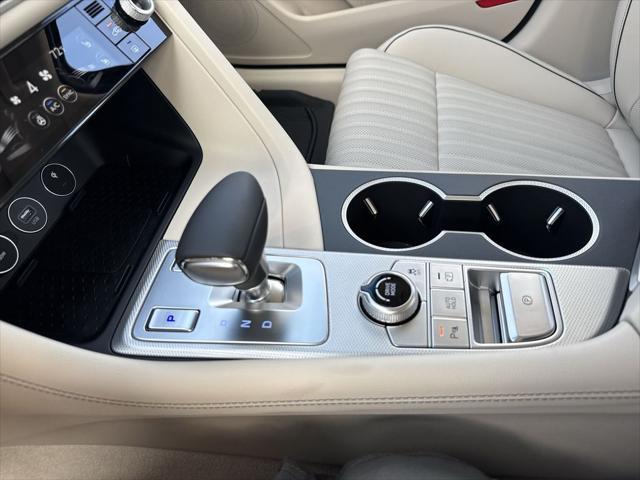 2026 Genesis G70 2.5T RWD Prestige