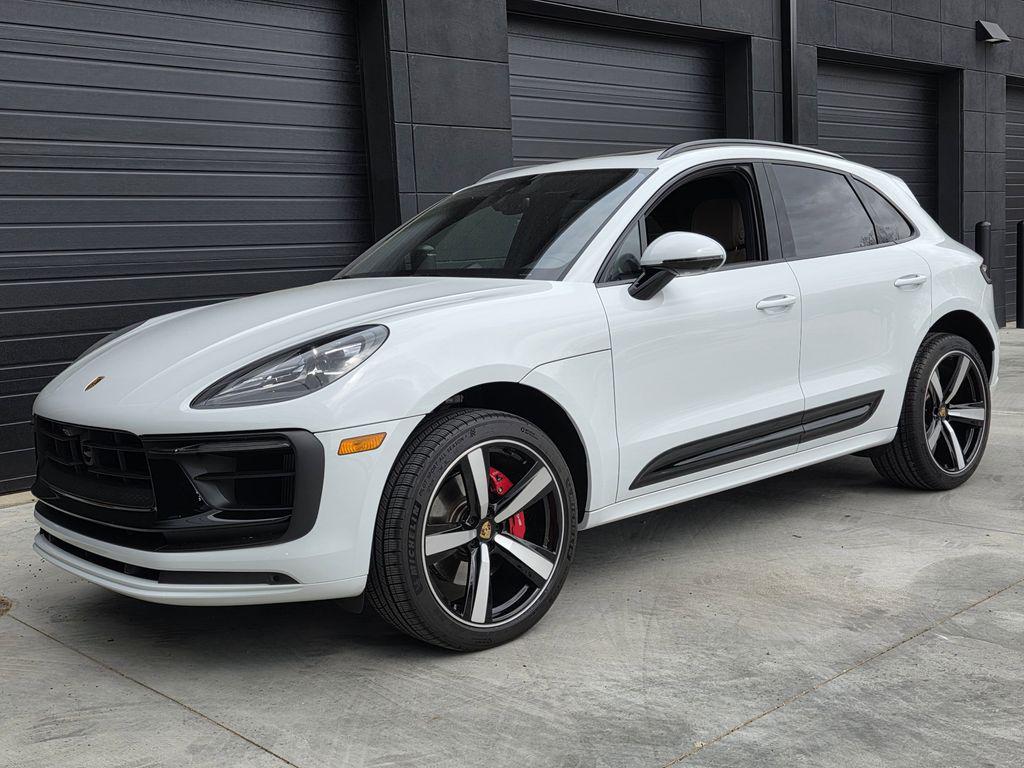2025 Porsche Macan S