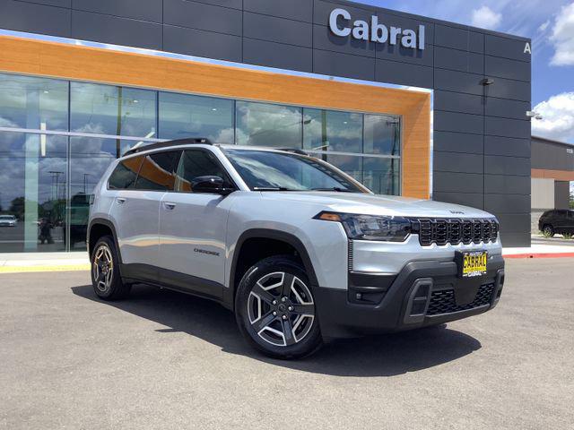 2026 Jeep Cherokee Laredo