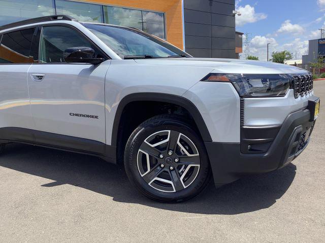 2026 Jeep Cherokee Laredo 4x4
