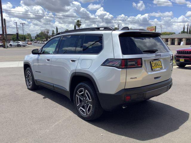 2026 Jeep Cherokee Laredo 4x4