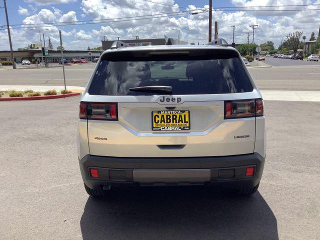 2026 Jeep Cherokee Laredo 4x4