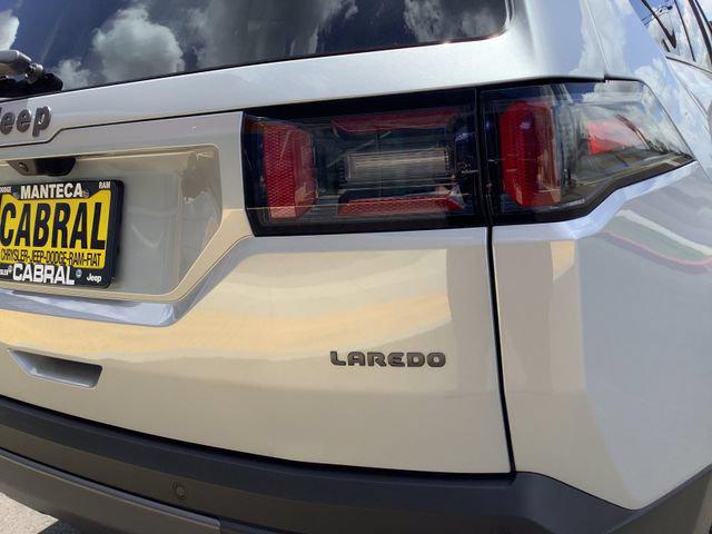 2026 Jeep Cherokee Laredo 4x4