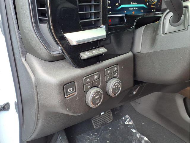 2026 Chevrolet Silverado 3500HD Crew Cab, Long Bed, High Country Dual Rear Wheel, RWD