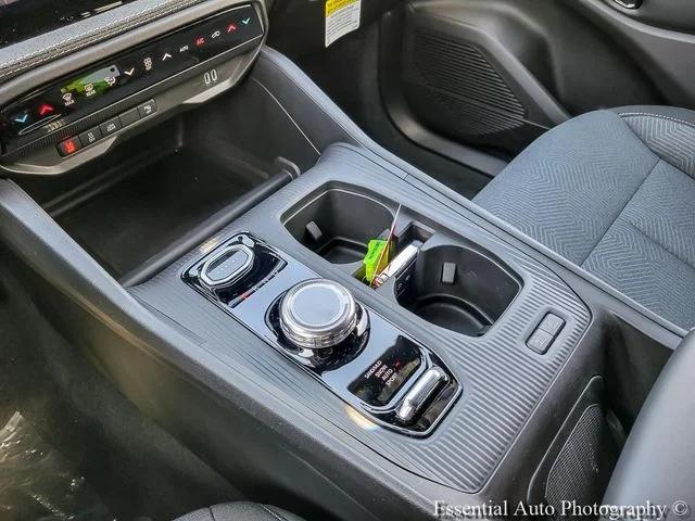 2026 Jeep Cherokee Laredo 4x4