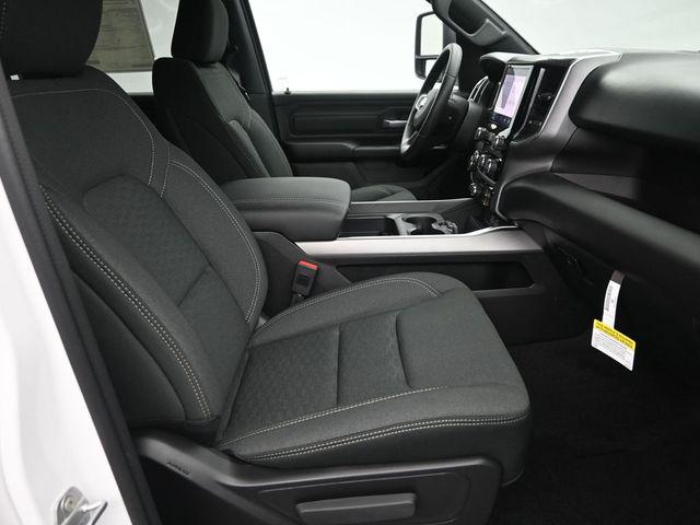 2026 Ram 1500 Express Crew Cab 4x4 57 Box