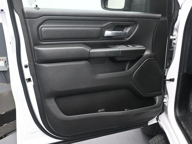2026 Ram 1500 Express Crew Cab 4x4 57 Box