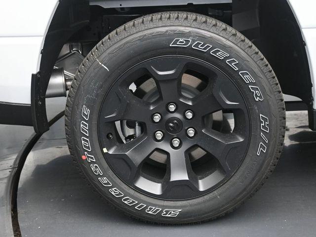 2026 Ram 1500 Express Crew Cab 4x4 57 Box