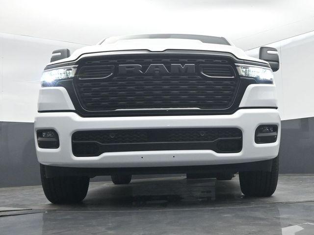2026 Ram 1500 Express Crew Cab 4x4 57 Box