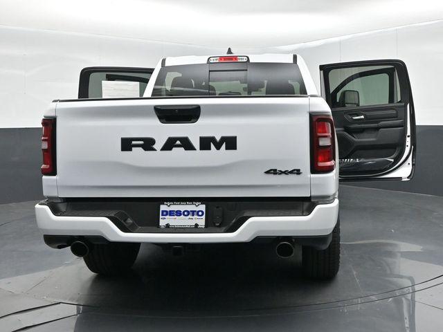 2026 Ram 1500 Express Crew Cab 4x4 57 Box