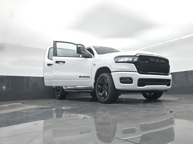 2026 Ram 1500 Express Crew Cab 4x4 57 Box