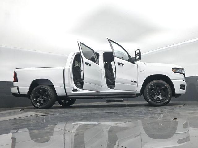 2026 Ram 1500 Express Crew Cab 4x4 57 Box