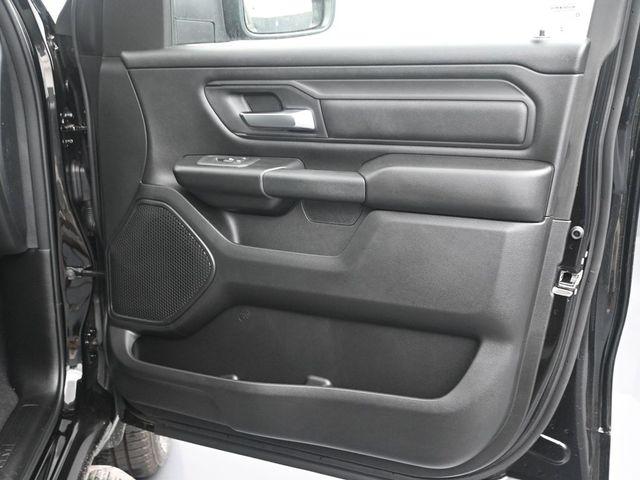 2026 Ram 1500 Express Crew Cab 4x4 57 Box