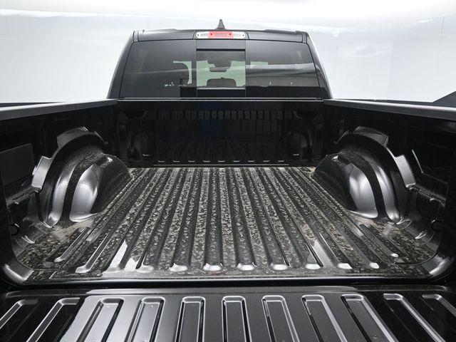 2026 Ram 1500 Express Crew Cab 4x4 57 Box