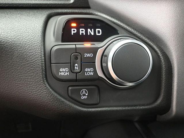 2026 Ram 1500 Express Crew Cab 4x4 57 Box