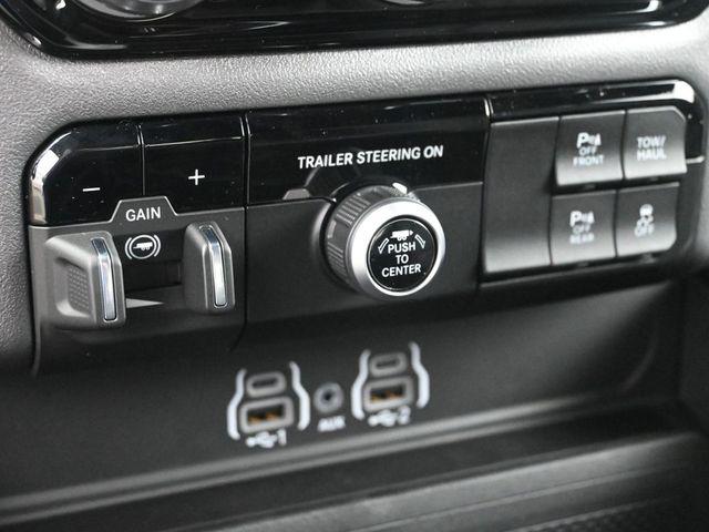 2026 Ram 1500 Express Crew Cab 4x4 57 Box