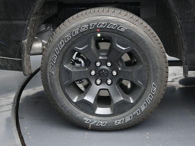 2026 Ram 1500 Express Crew Cab 4x4 57 Box