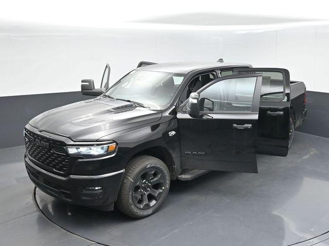 2026 Ram 1500 Express Crew Cab 4x4 57 Box