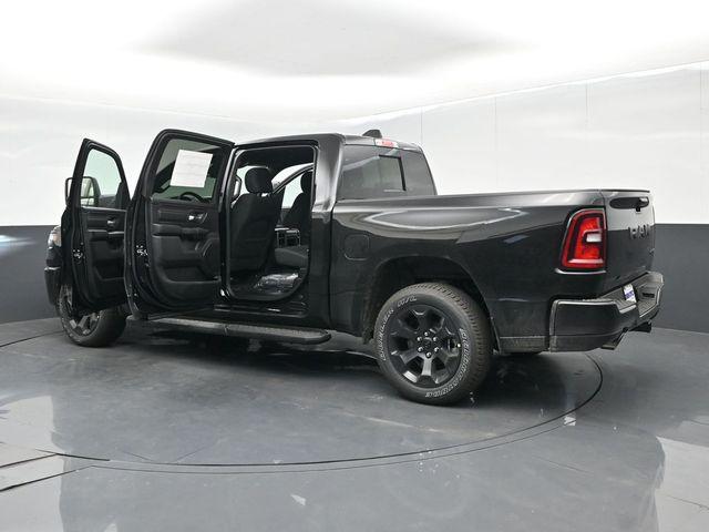 2026 Ram 1500 Express Crew Cab 4x4 57 Box