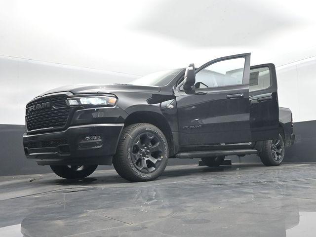 2026 Ram 1500 Express Crew Cab 4x4 57 Box