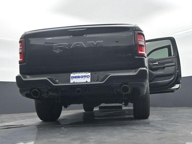 2026 Ram 1500 Express Crew Cab 4x4 57 Box
