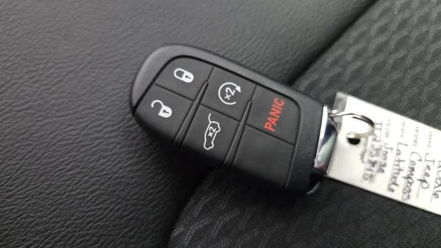 2026 Jeep Compass Latitude Altitude