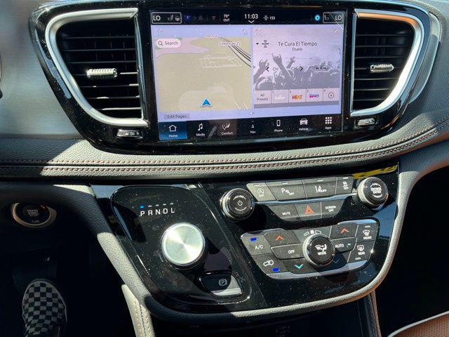 2026 Chrysler Pacifica Pinnacle AWD
