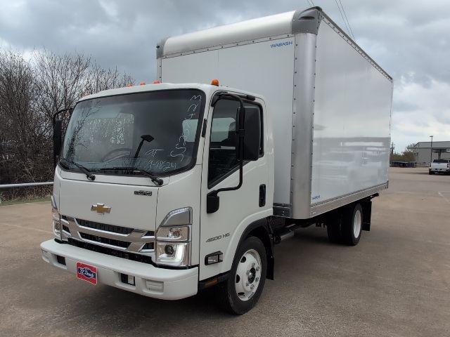 2025 Chevrolet 4500 LCF Gas Base