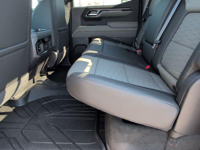 2026 Chevrolet Silverado 1500 4WD Crew Cab Short Bed ZR2