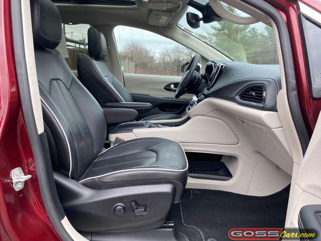 2023 Chrysler Pacifica Limited AWD