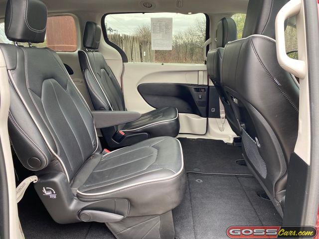 2023 Chrysler Pacifica Limited AWD
