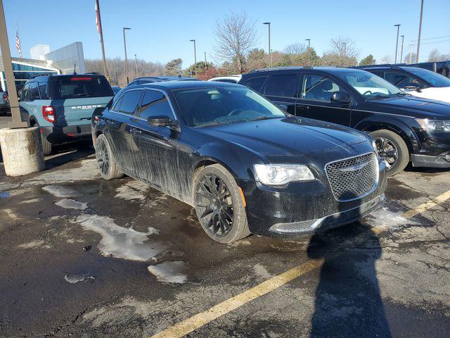 2020 Chrysler 300 Touring