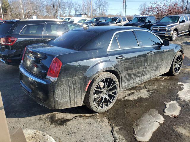 2020 Chrysler 300 Touring