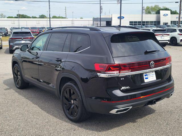 2026 Volkswagen Atlas SE with Technology