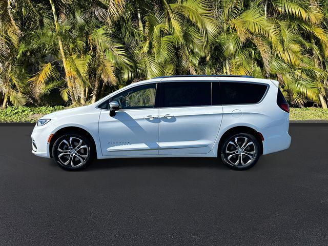 2026 Chrysler Pacifica Pinnacle AWD