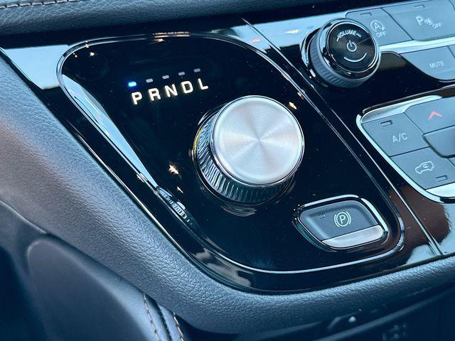 2026 Chrysler Pacifica Pinnacle AWD
