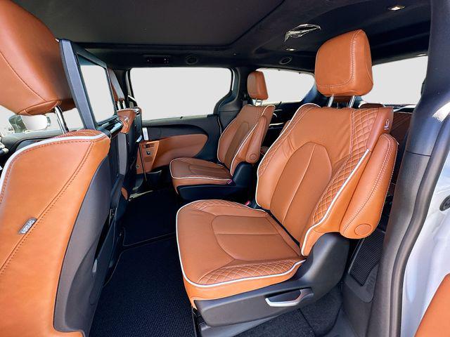 2026 Chrysler Pacifica Pinnacle AWD