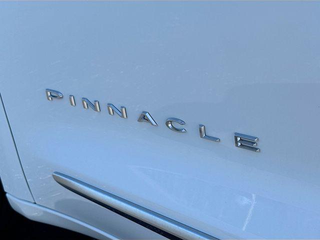 2026 Chrysler Pacifica Pinnacle AWD