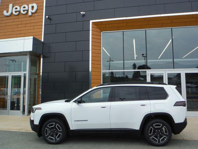 2026 Jeep Cherokee CHEROKEE LAREDO 4X4
