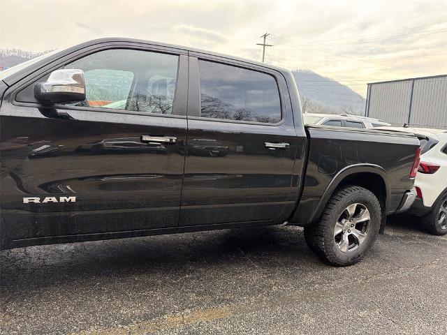 2019 Ram 1500 Laramie Crew Cab 4x4 5'7" Box
