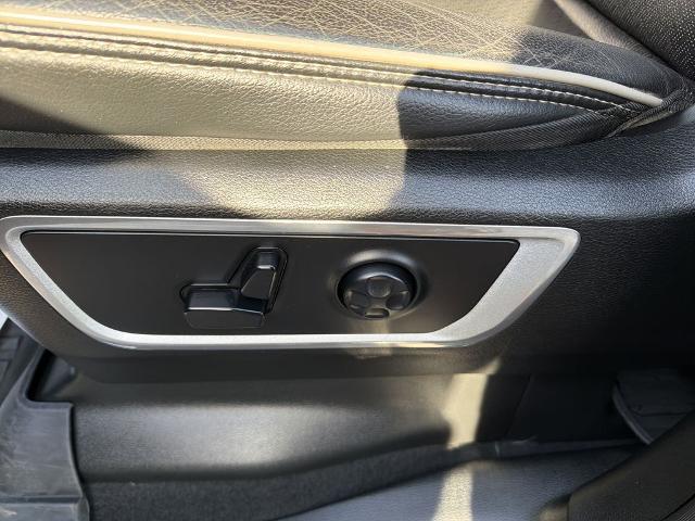 2019 Ram 1500 Laramie Crew Cab 4x4 5'7" Box