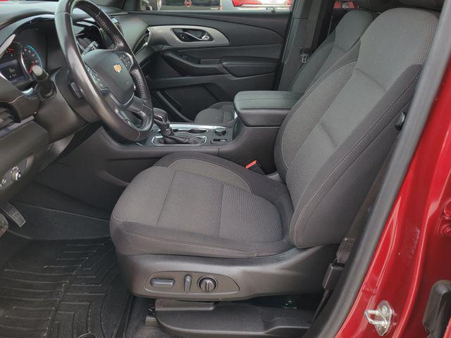 2022 Chevrolet Traverse AWD LT Cloth