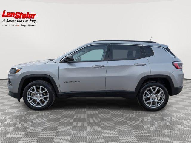 2022 Jeep Compass Latitude Lux 4x4