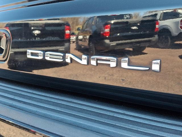 2021 GMC Yukon 4WD Denali