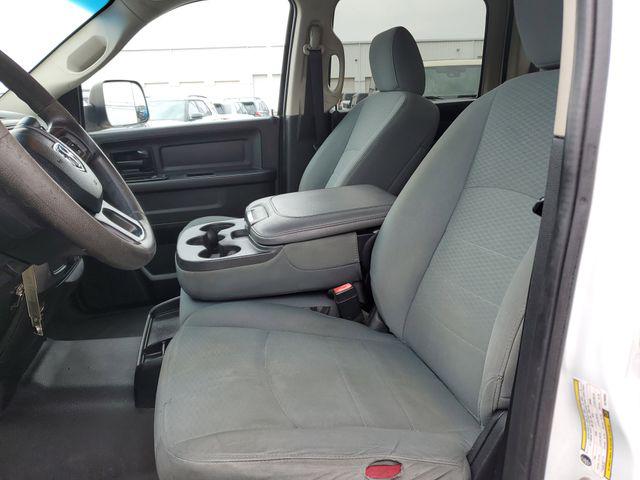 2017 Ram 2500 Tradesman Crew Cab 4x4 8' Box
