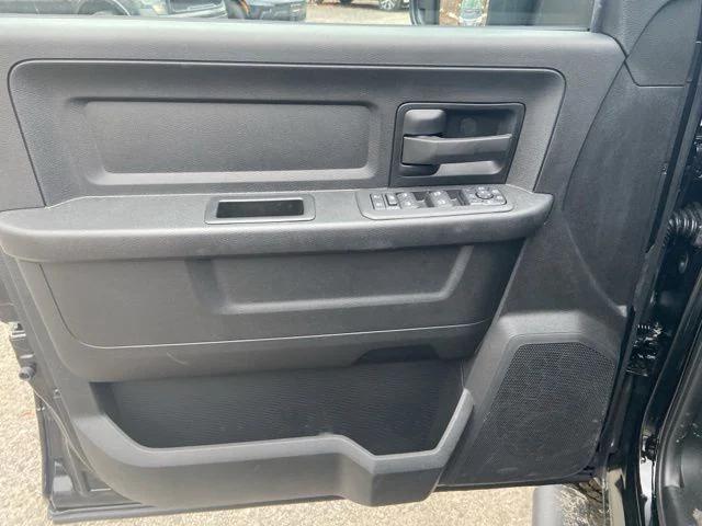 2026 Ram 2500 Warlock Crew Cab 4x4 6'4" Box