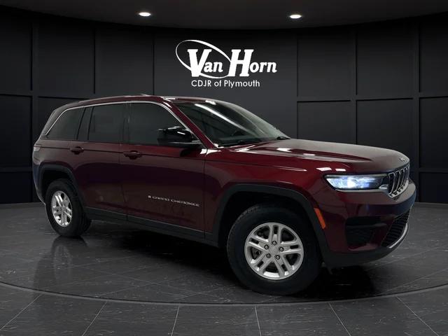 2023 Jeep Grand Cherokee Laredo 4x4 for sale in Plymouth, WI
