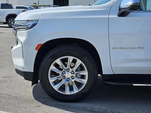 2023 Chevrolet Suburban 4WD Premier