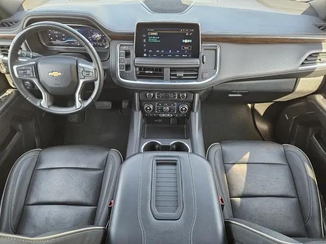 2023 Chevrolet Suburban 4WD Premier