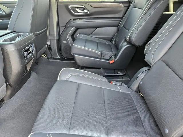 2023 Chevrolet Suburban 4WD Premier
